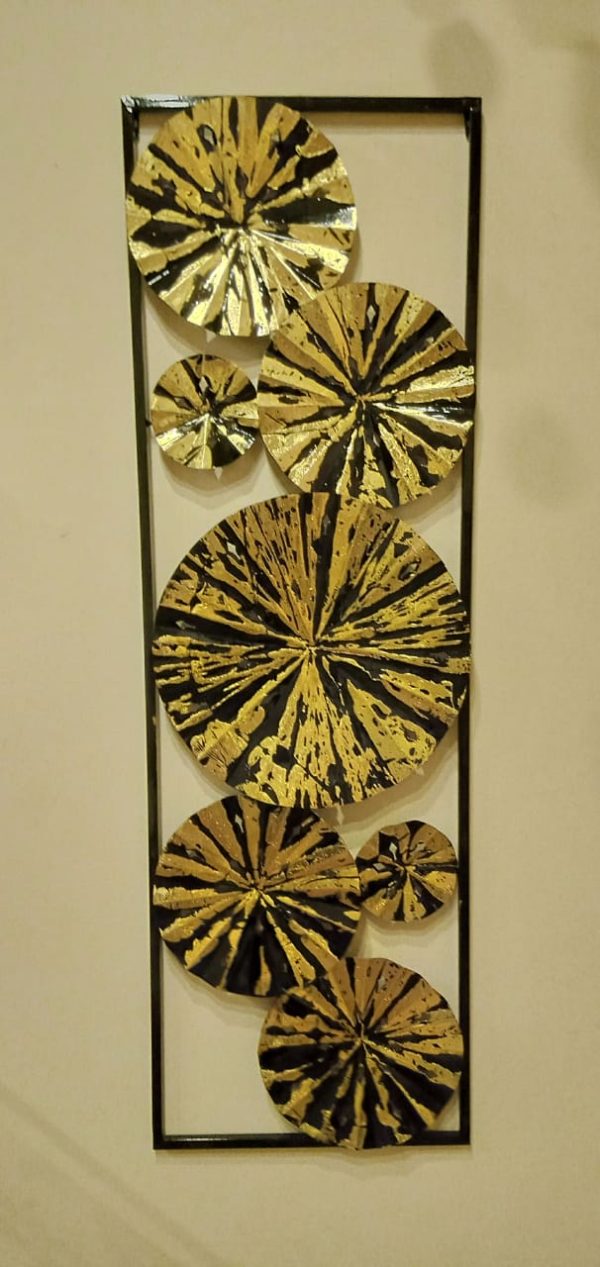 Beautiful Home Decor Wall Decor 40 inches high pattern Metal Pattern